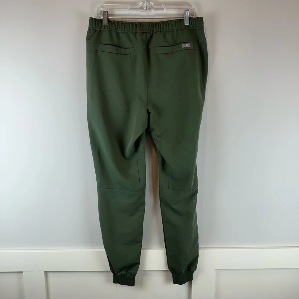 Figs Men’s Green Tansen Jogger Medical Nursing Scrub Pants Size Medium